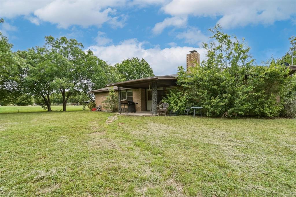 116 Greentree Circle Early, TX 76802 - Photo 4 of 40