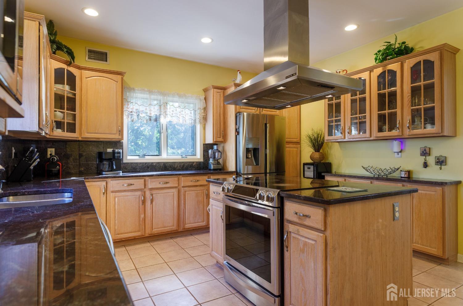 41 Poor Farm Road Old Bridge, NJ 08857 - Photo 5 of 20 Gallery Image 5