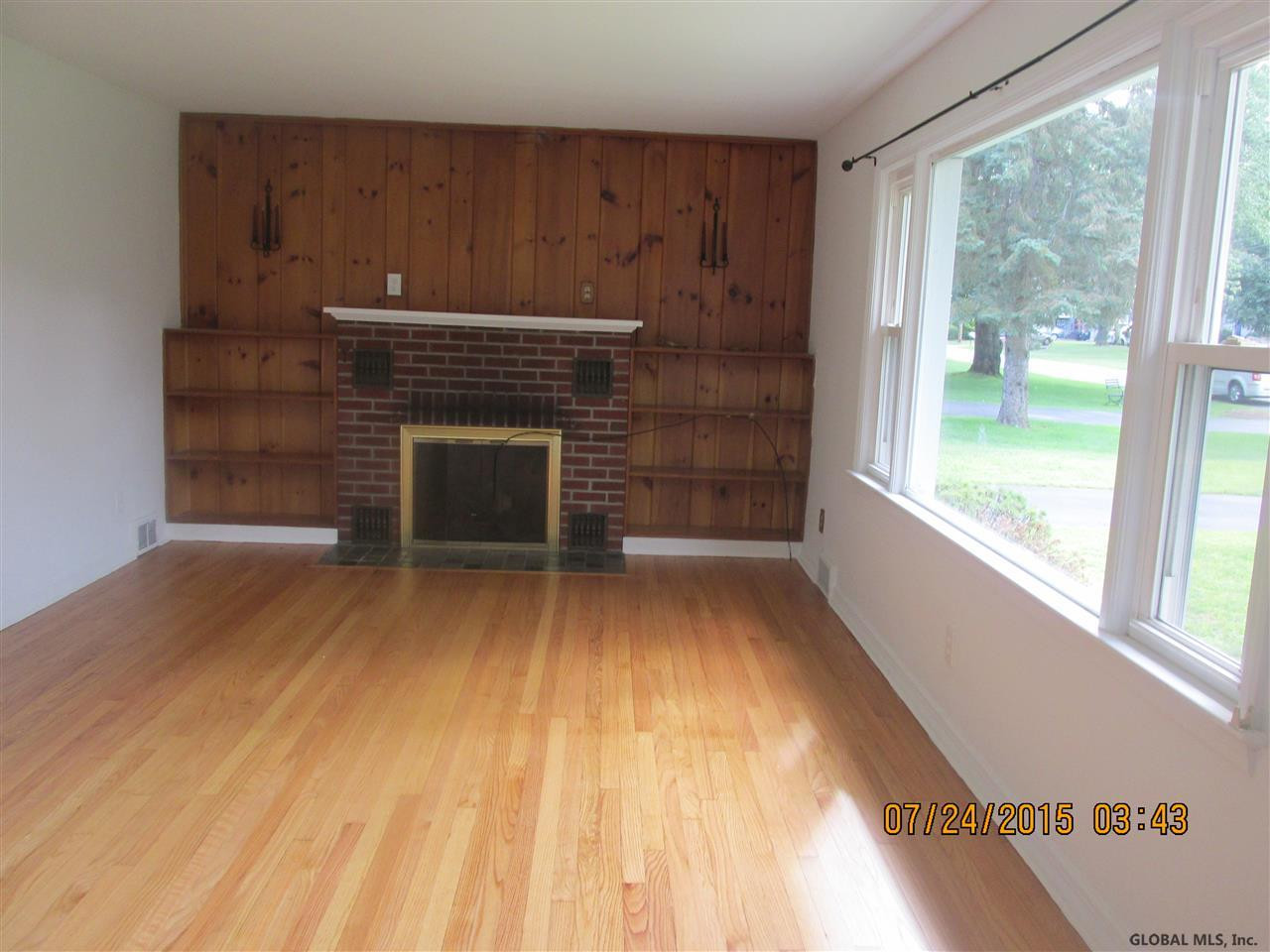 456 Wallace Road Schenectady, NY 12304 - Photo 2 of 21 Photo 2