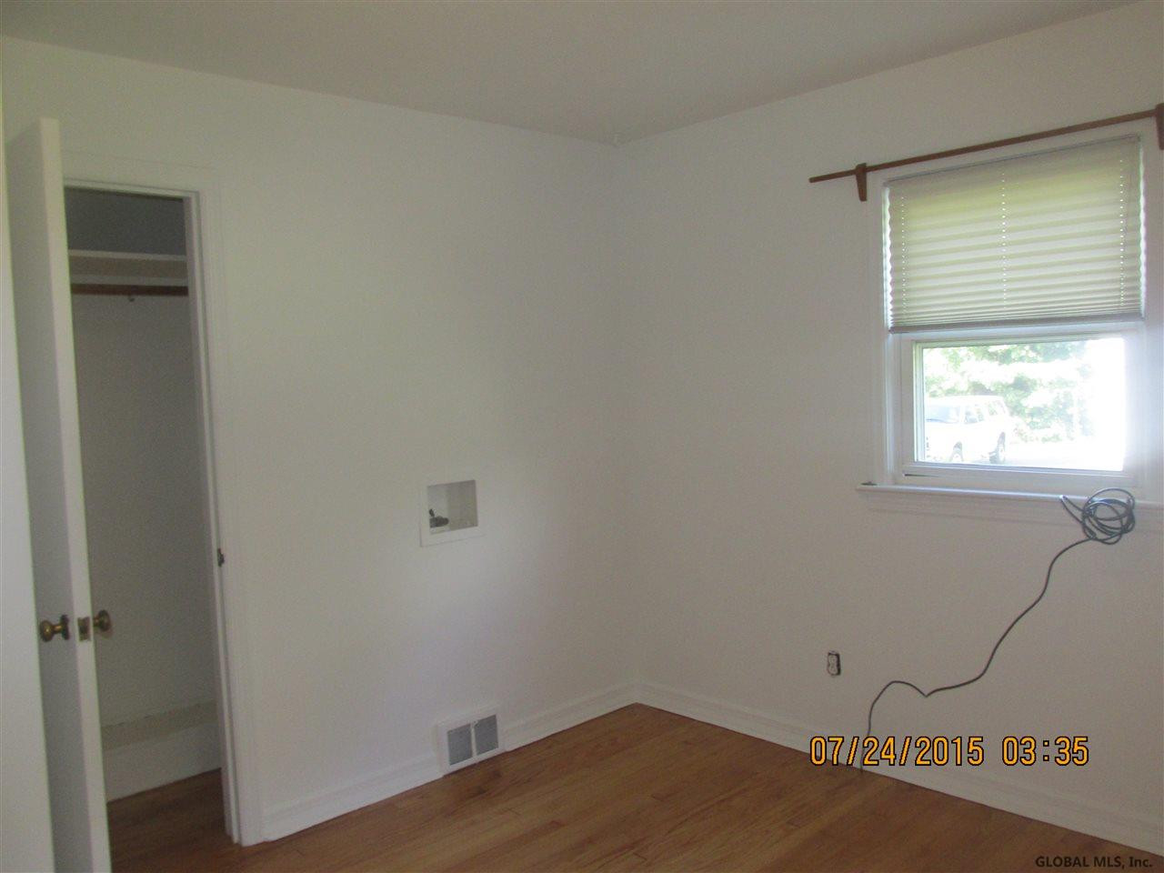 456 Wallace Road Schenectady, NY 12304 - Photo 9 of 21 Photo 9