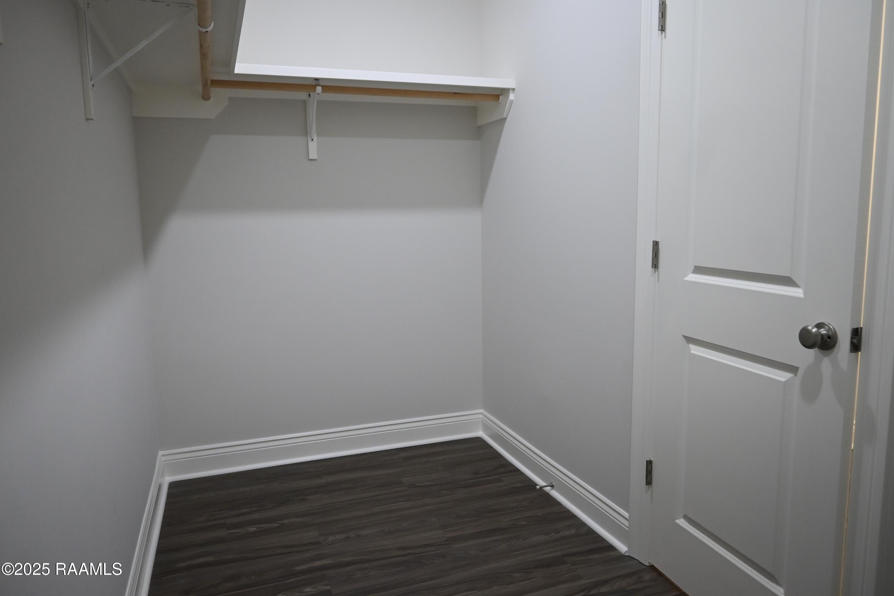 140 Grande Rue Church Point, LA 70525 - Photo 17 of 20 Primary Closet
