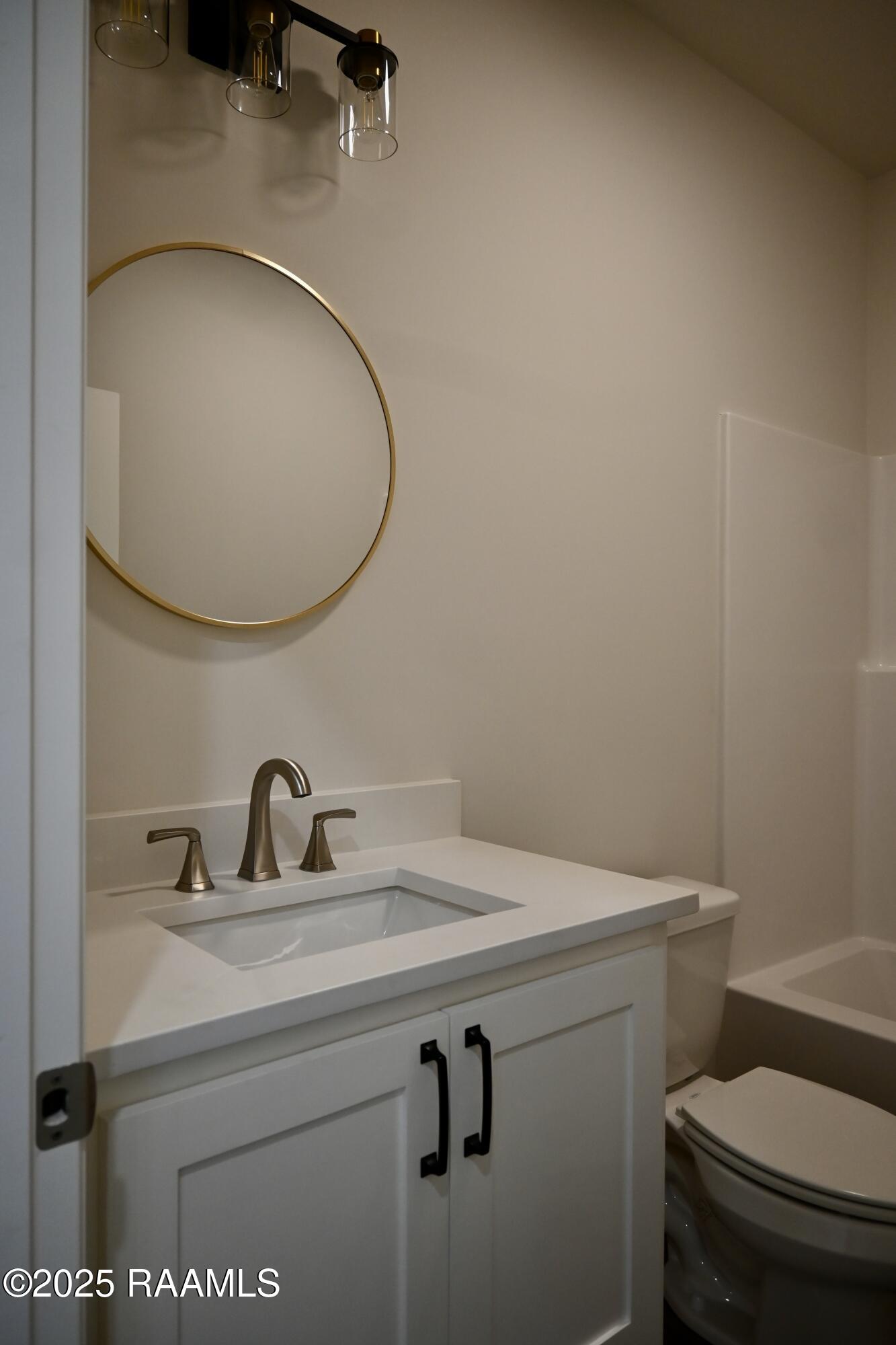 140 Grande Rue Church Point, LA 70525 - Photo 18 of 20 Bathroom 2