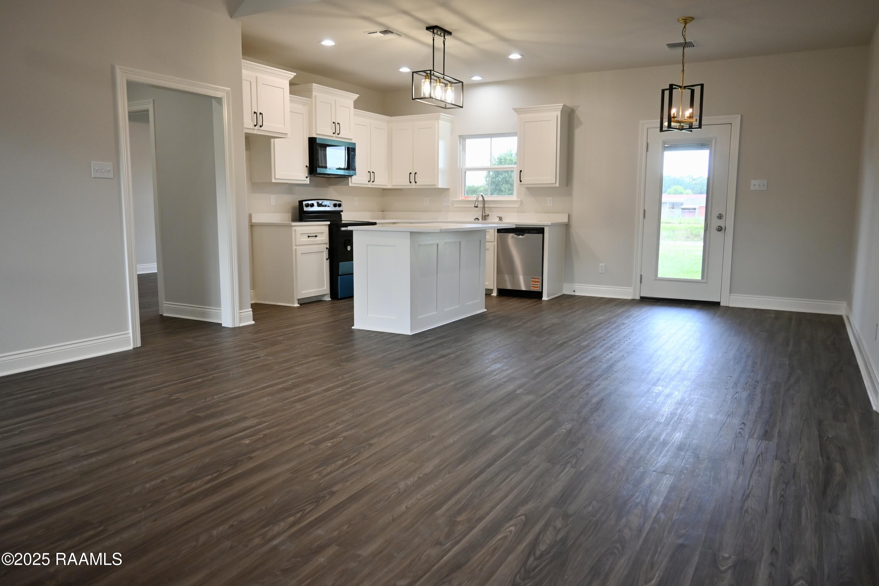 140 Grande Rue Church Point, LA 70525 - Photo 6 of 20 Kitchen