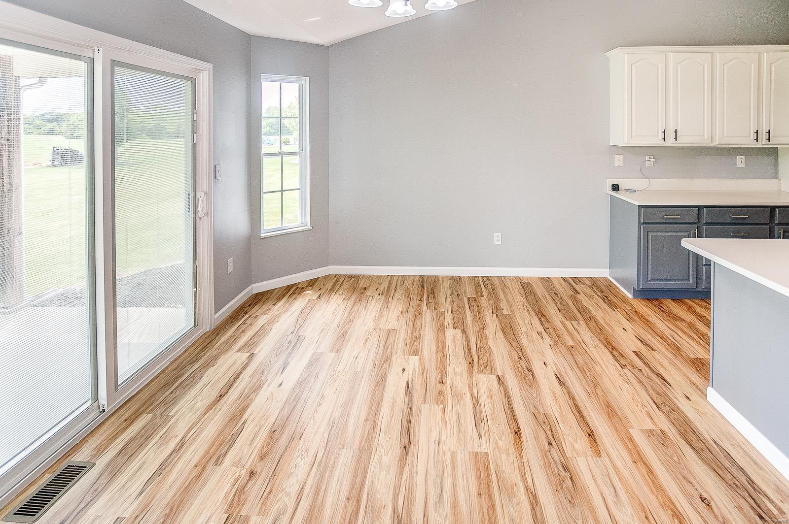 236 Michael Drive Troy, IL 62294 - Photo 12 of 31