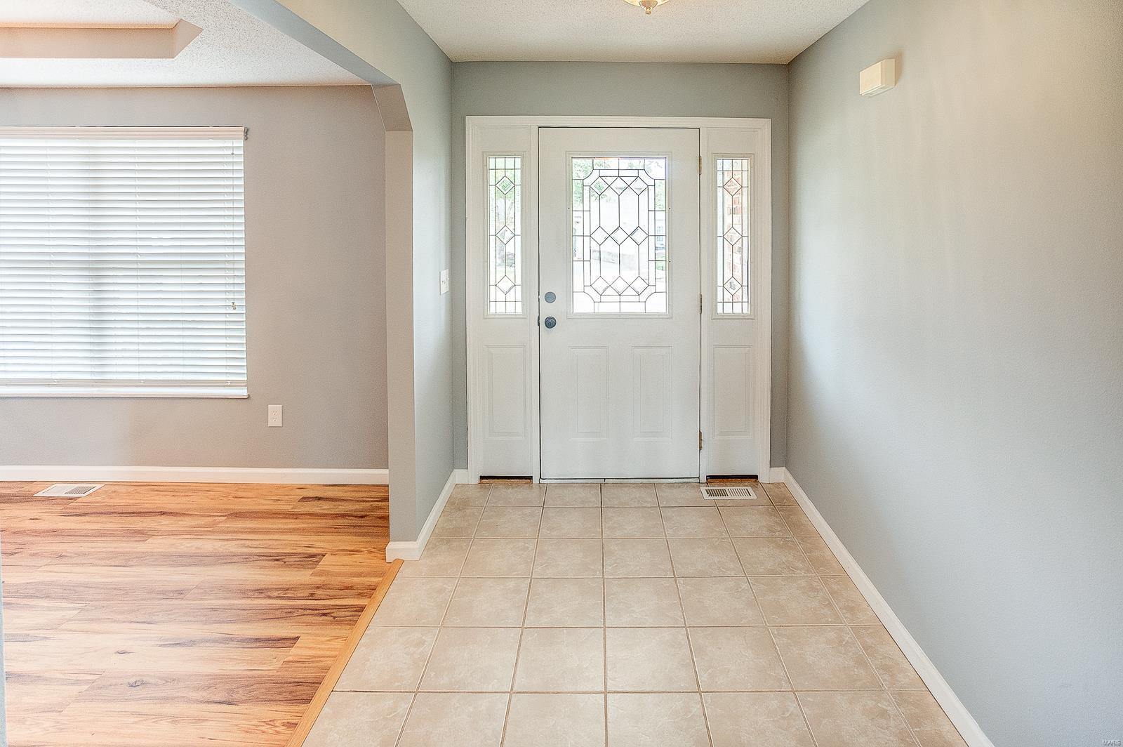 236 Michael Drive Troy, IL 62294 - Photo 4 of 31