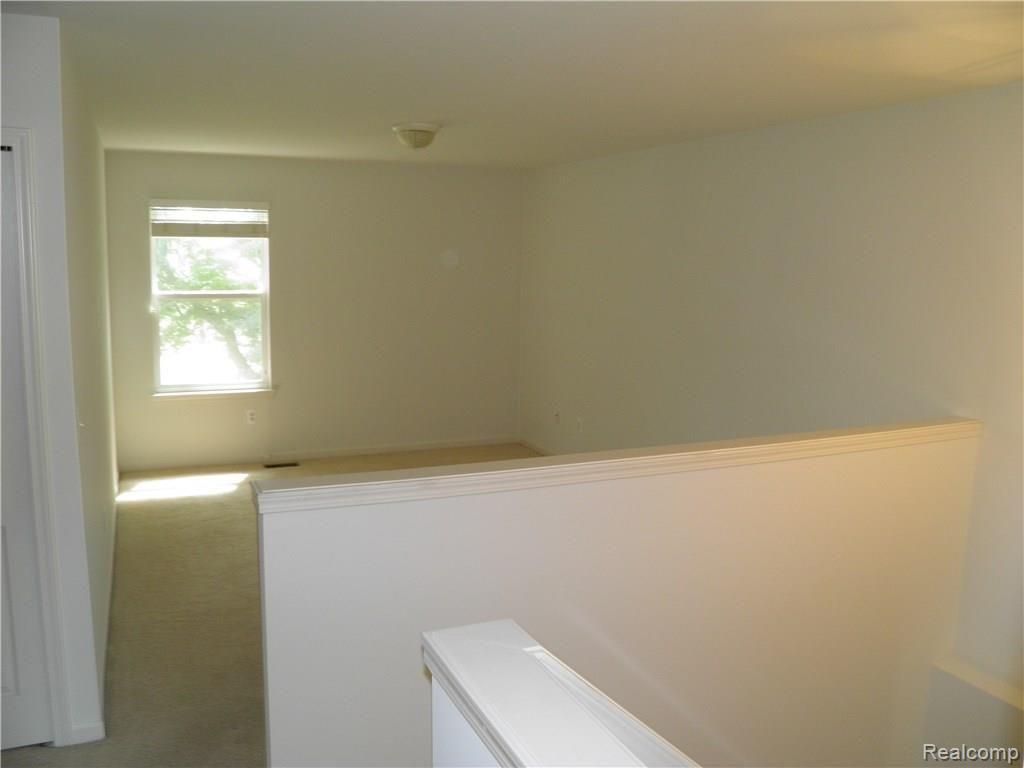 3237 Everett Drive Rochester Hills, MI 48307 - Photo 30 of 34
