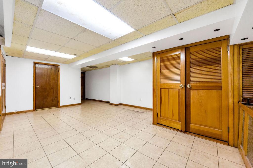 214 Kingston Road Upper Darby, PA 19082 - Photo 20 of 23 a view of an empty room