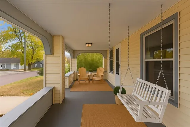 $300,000 | 4820 Hadley Street, Overland Park, KS 66203