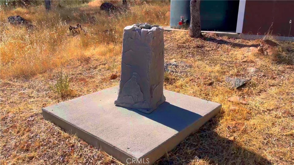 5341 Paddy Hill Road Mariposa, CA 95338 - Photo 11 of 20 a view of a bench in a yard