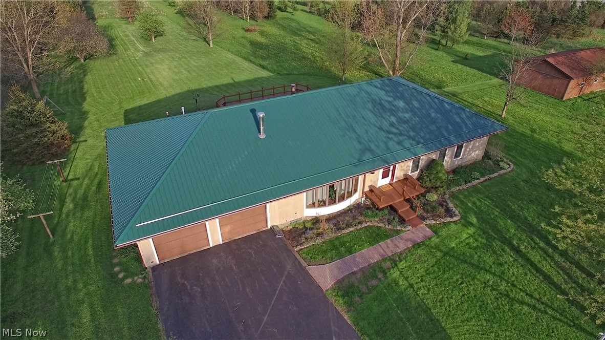 10545 Kile Road Chardon, OH 44024 - Photo 5 of 34 Gallery Image 5