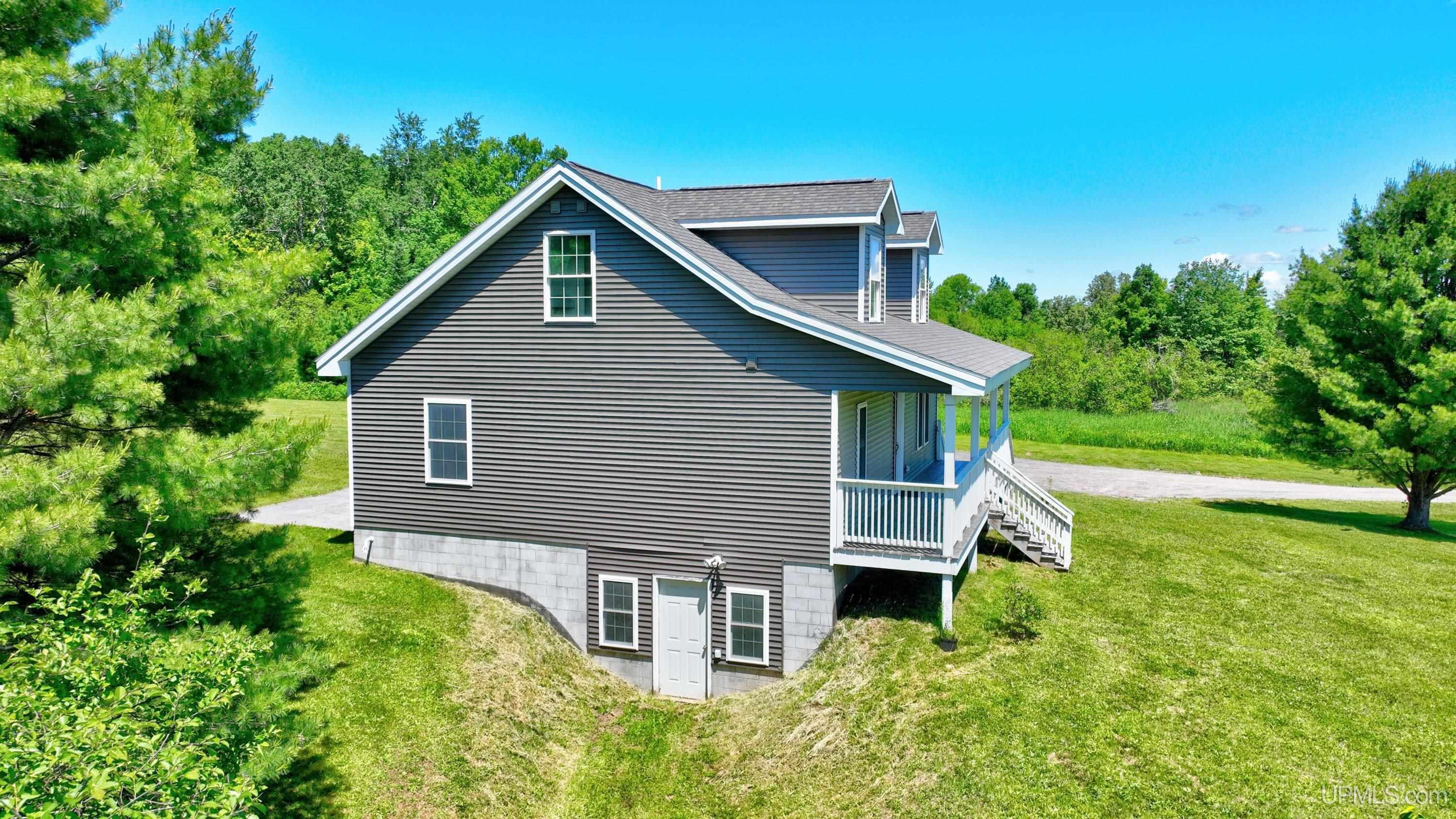 39445 Lower Worham Road Chassell, MI 49916 - Photo 6 of 58