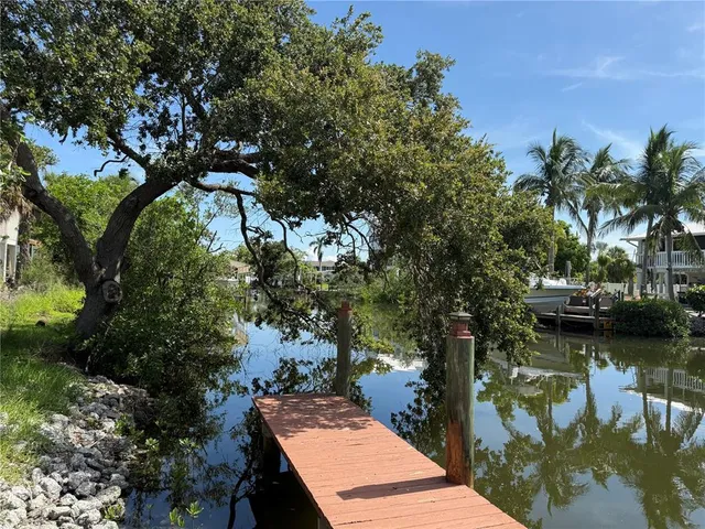 a view of a lake with houses