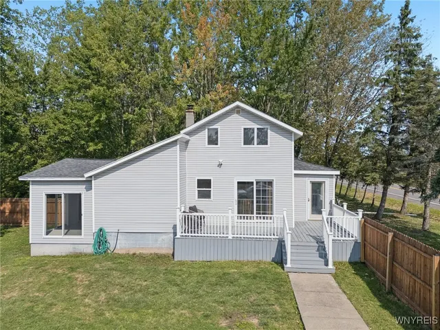 $379,900 | 8420 Akron Road, Royalton, NY 14094