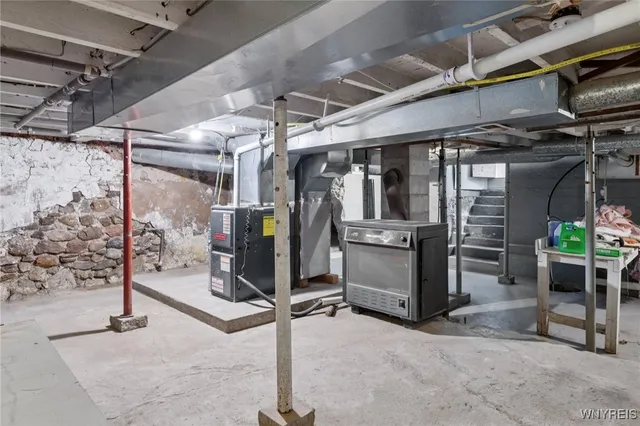 $379,900 | 8420 Akron Road, Royalton, NY 14094