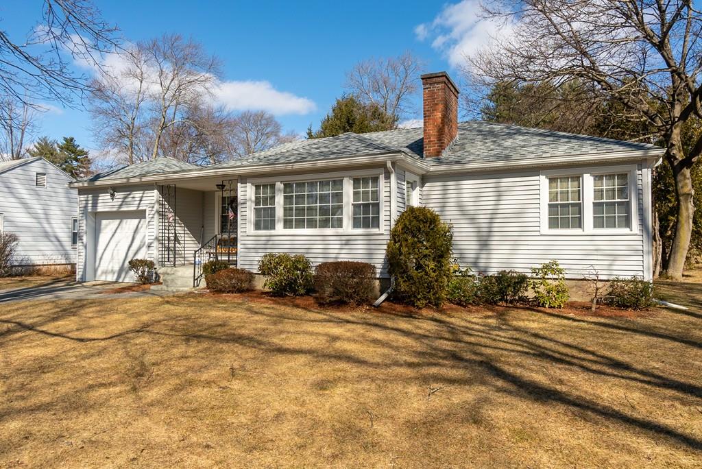 37 Westbrook Road Worcester, MA 01602 - Photo 1 of 19 Gallery Image 1