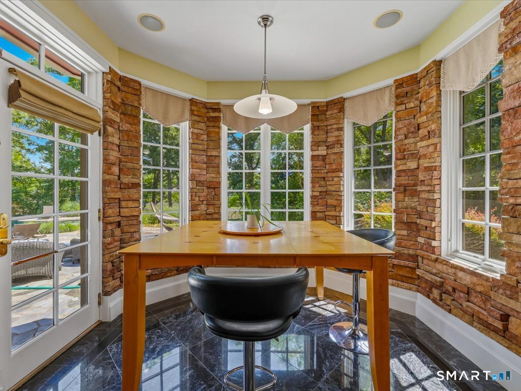 76 Sachem Head Road Guilford, CT 06437 - Photo 14 of 39