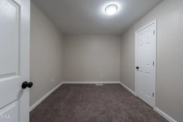 $1,700 | 1001 South Layton Avenue, Dunn, NC 28334