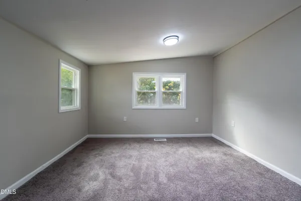 $1,700 | 1001 South Layton Avenue, Dunn, NC 28334