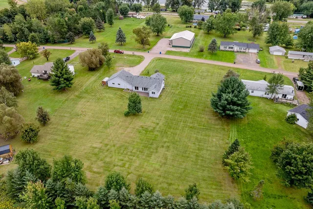 $324,900 | 11331 Lakeview Heights Road, Pine City, MN 55063