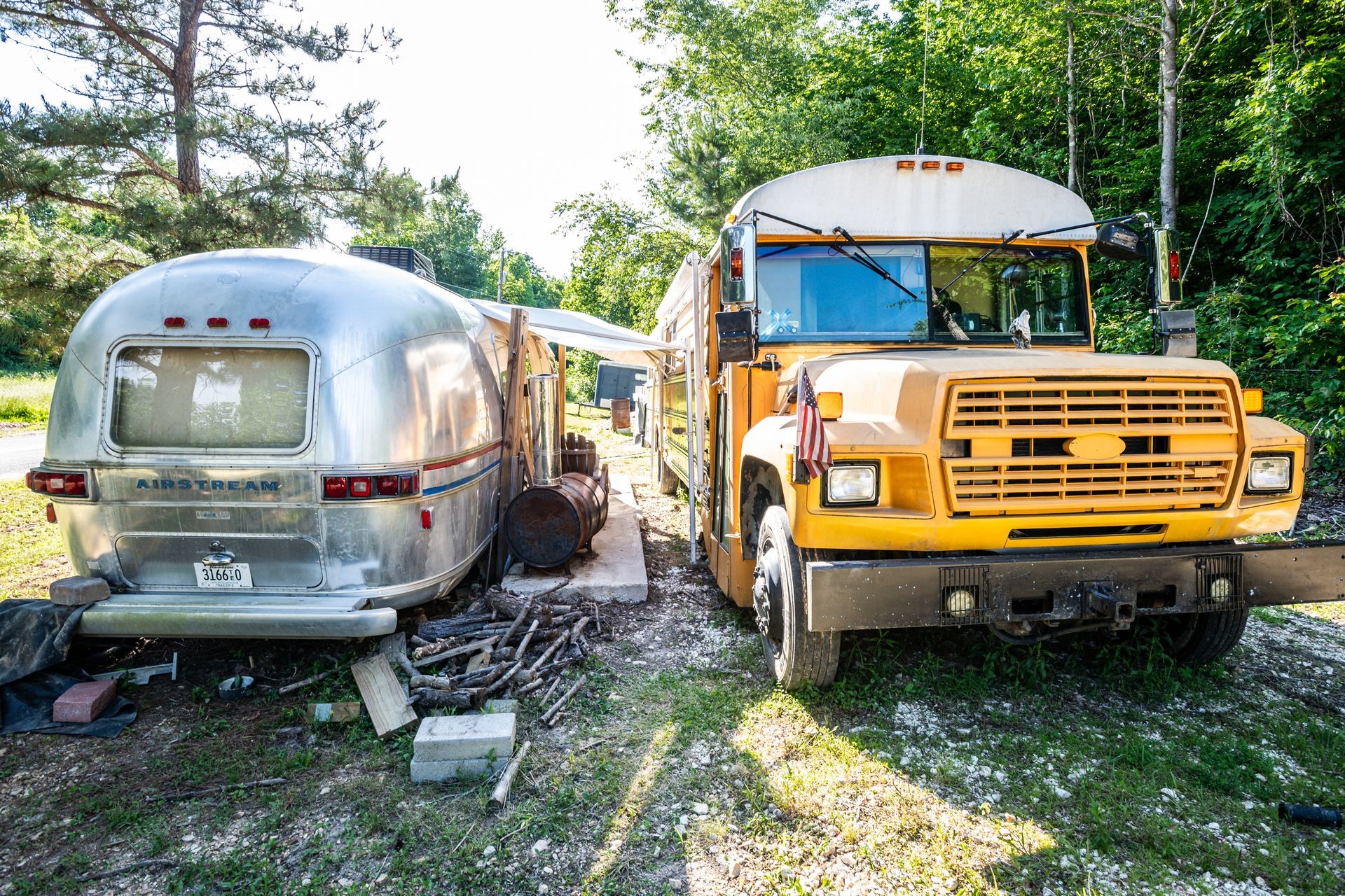 1882 Morris Road Holladay, TN 38341 - Photo 6 of 43 a view of a back yard with a table and chairs