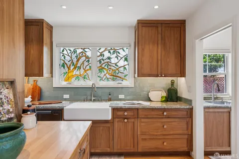 $795,000 | 821 31st Street, Richmond, CA 94804
