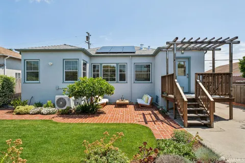 $795,000 | 821 31st Street, Richmond, CA 94804