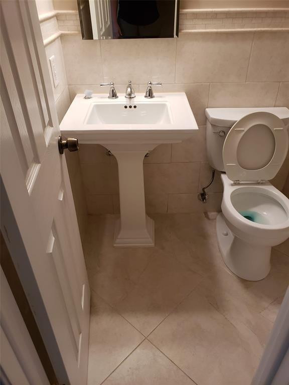 4222 Inverrary Boulevard, Unit 4109 Lauderhill, FL 33319 - Photo 9 of 13 Photo 9