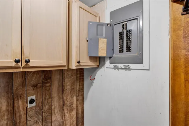 $215,000 | 6839 Myrtlewood Trail, Gilmer, TX 75645