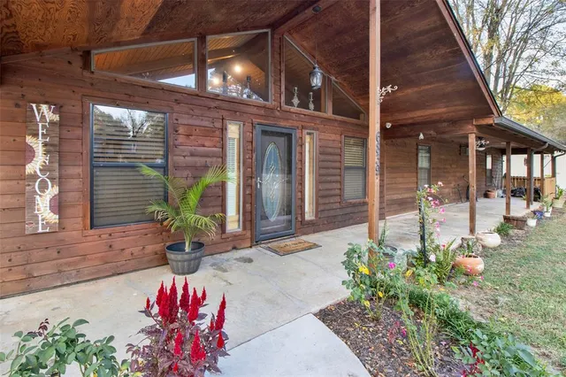 $215,000 | 6839 Myrtlewood Trail, Gilmer, TX 75645