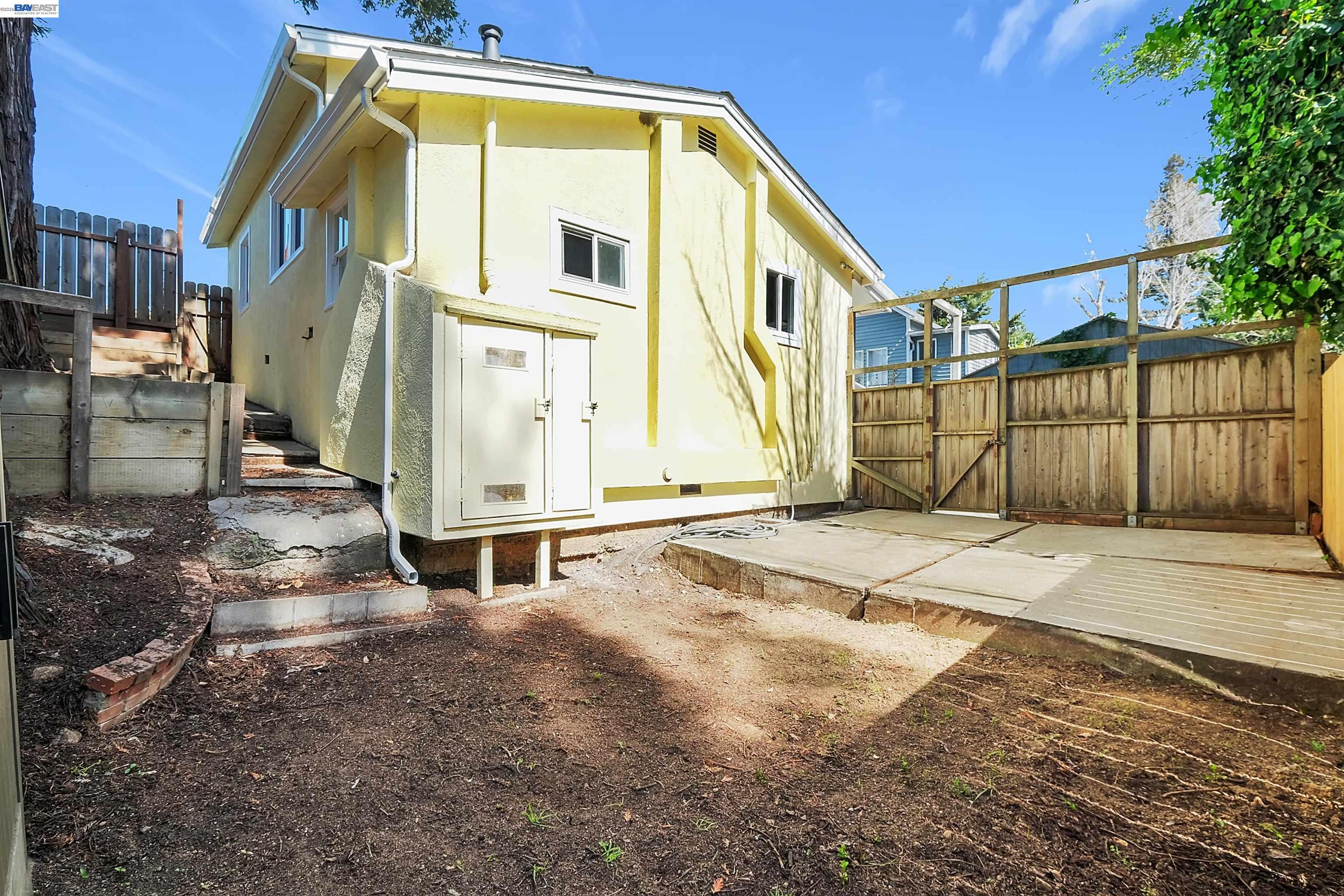 1467 Clay Street Hayward, CA 94541 - Photo 19 of 28 a backyard of a house