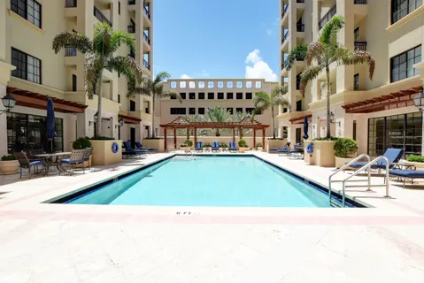 $359,000 | 233 South Federal Highway, Unit UPH04, Boca Raton, FL 33432