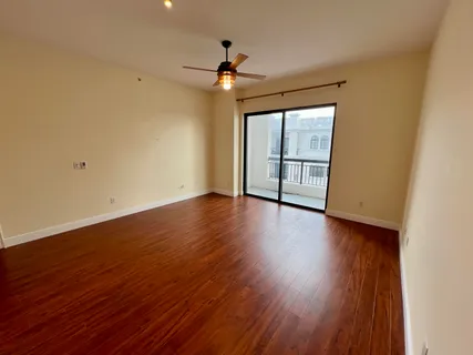 $359,000 | 233 South Federal Highway, Unit UPH04, Boca Raton, FL 33432