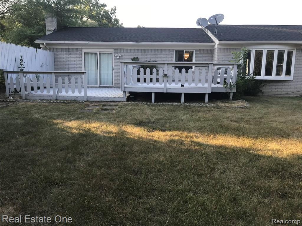 32461 West 13 Mile Road Farmington Hills, MI 48334 - Photo 4 of 22