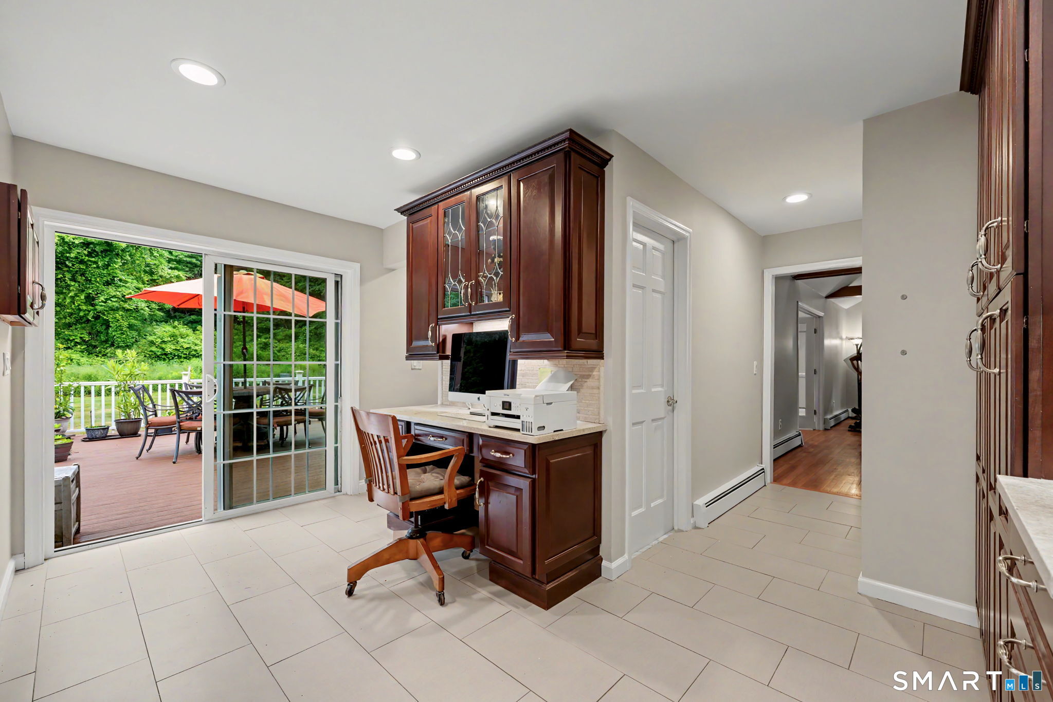 567 Danbury Road Wilton, CT 06897 - Photo 6 of 32
