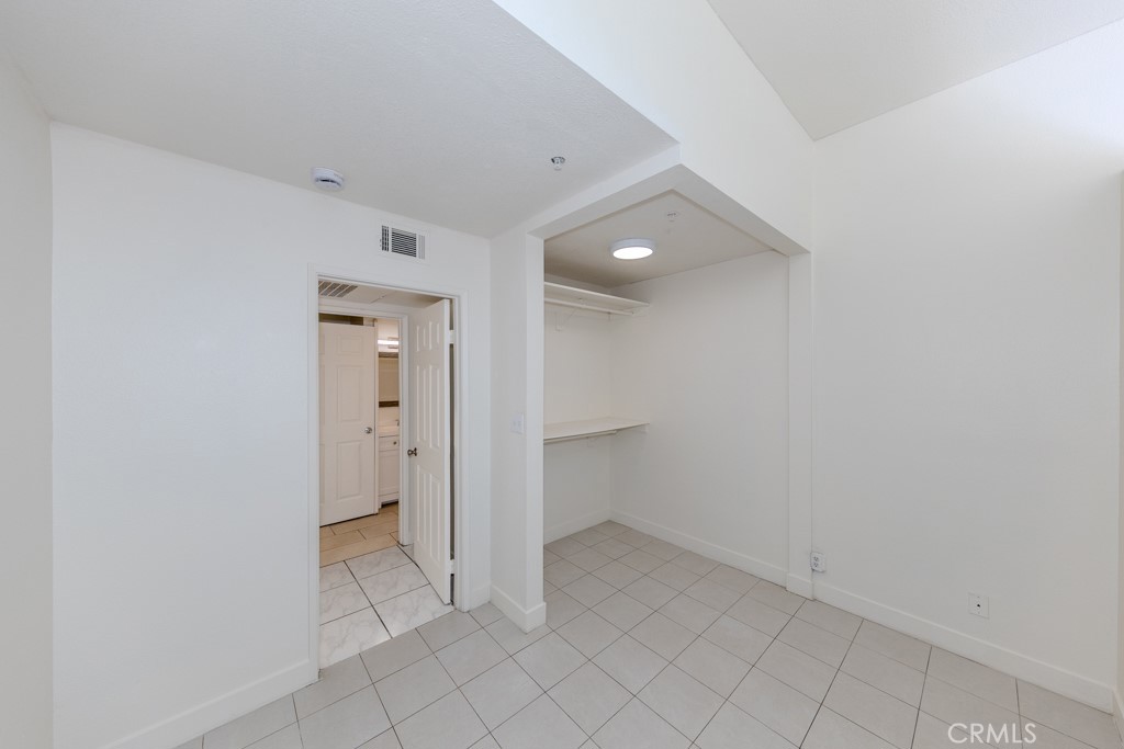 450 East 4th Street, Unit 423 Santa Ana, CA 92701 - Photo 15 of 28 2nd room w/closet