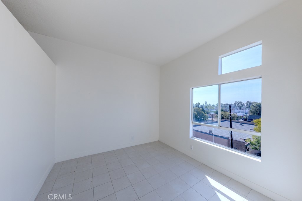 450 East 4th Street, Unit 423 Santa Ana, CA 92701 - Photo 9 of 28 First bedroom w/beautiful city view