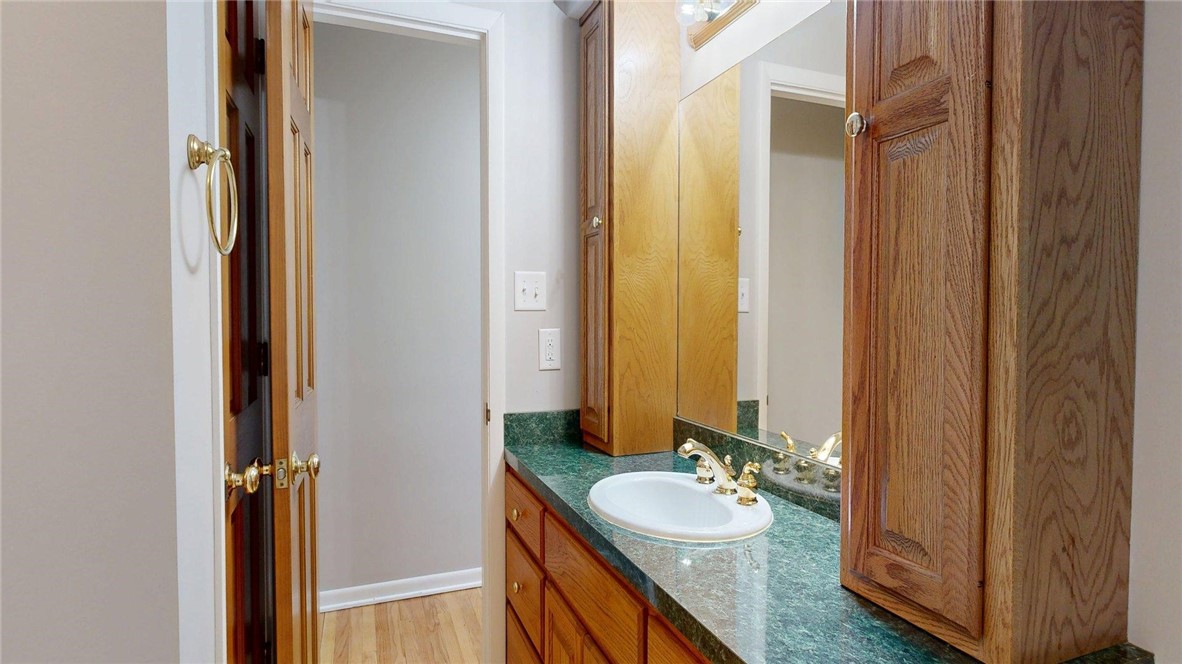 3280 East Oakwood Avenue Decatur, IL 62521 - Photo 18 of 32