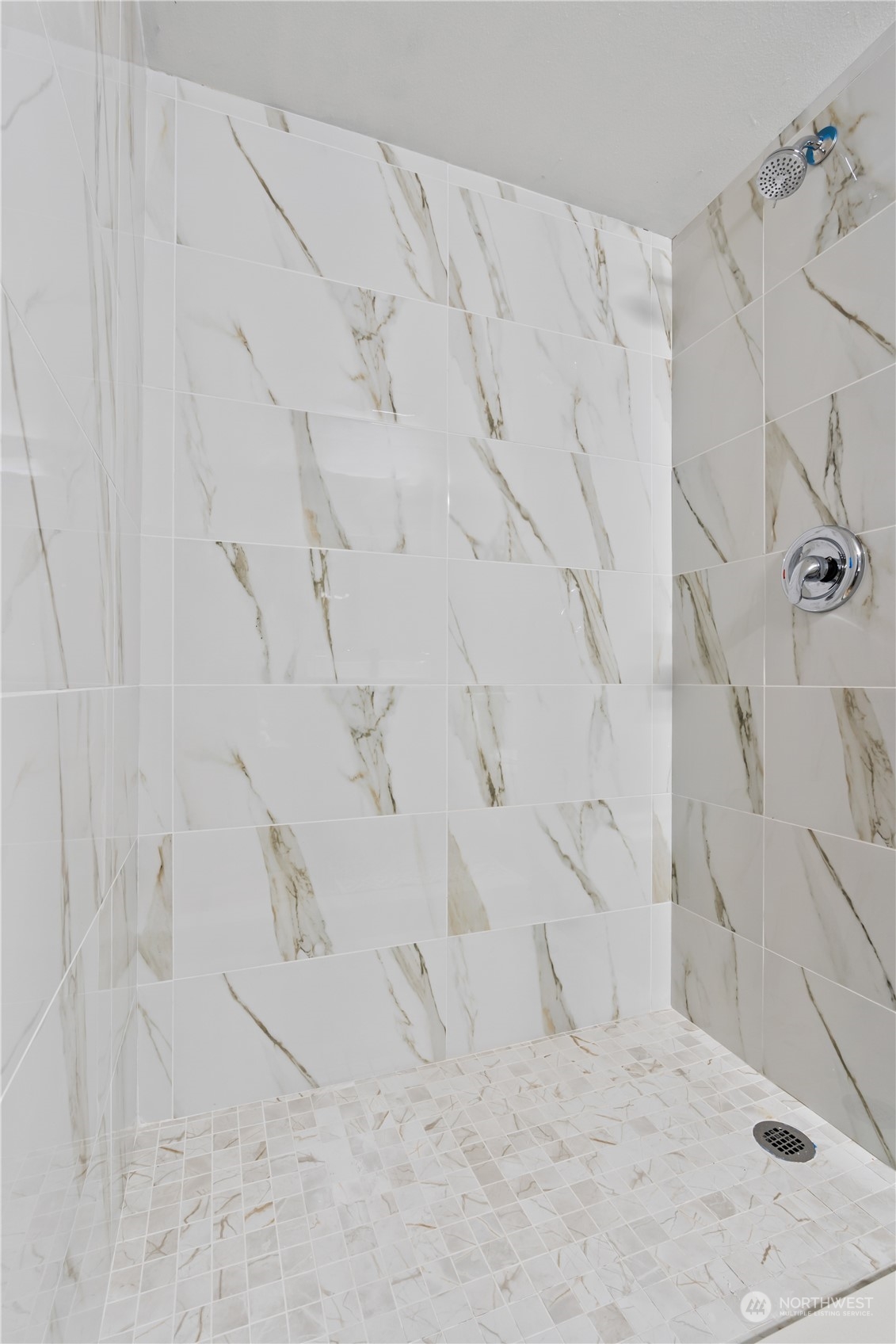 1909 Gary Street Sumner, WA 98390 - Photo 12 of 39 a view of a bathroom shower