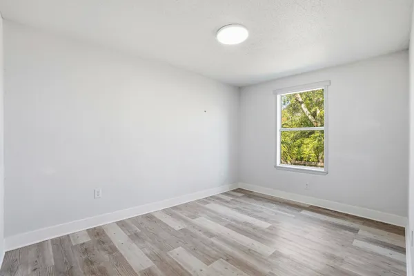 $175,000 | 1636 East 1st Avenue, Crestview, FL 32539