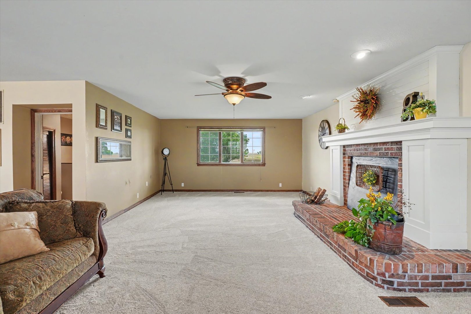 2740 County Road 1400 East Rantoul, IL 61866 - Photo 26 of 54