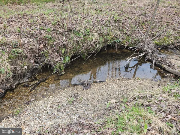 $200,000 | 83.84-ac South James River Road, Buckingham, VA 23921