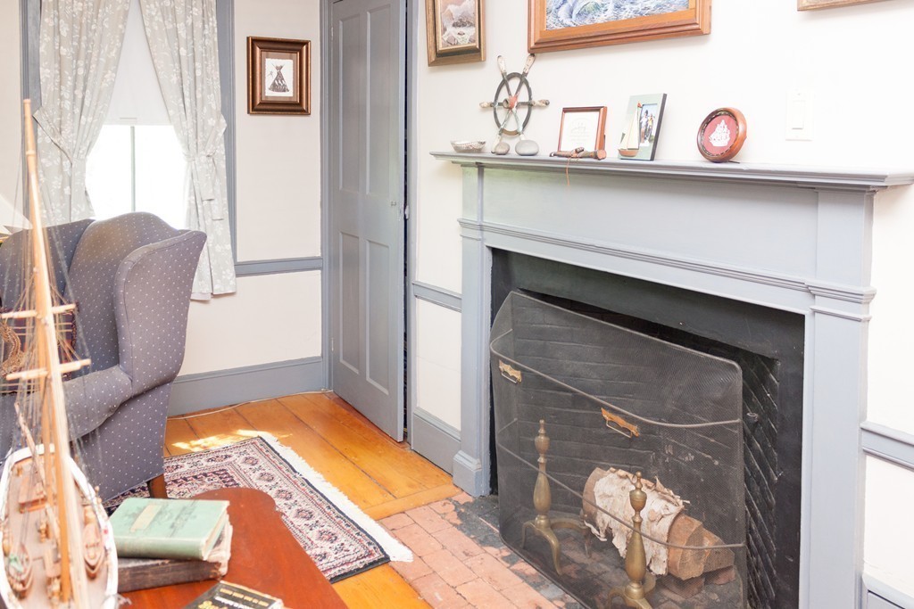 94 Salem Street Reading, MA 01867 - Photo 13 of 22
