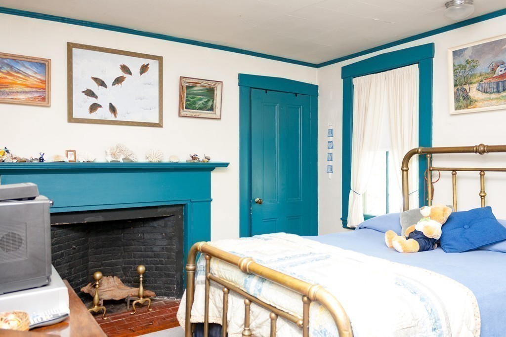 94 Salem Street Reading, MA 01867 - Photo 15 of 22