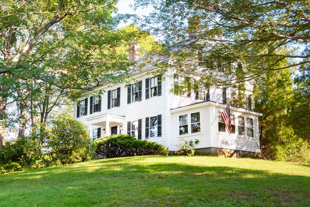 94 Salem Street Reading, MA 01867 - Photo 22 of 22