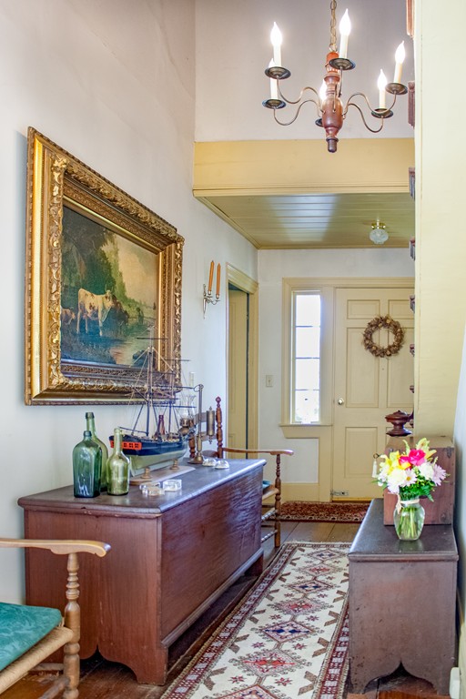 94 Salem Street Reading, MA 01867 - Photo 9 of 22