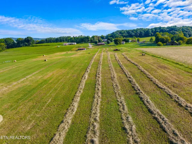 $674,900 | 1365 Mine Road, New Market, TN 37820