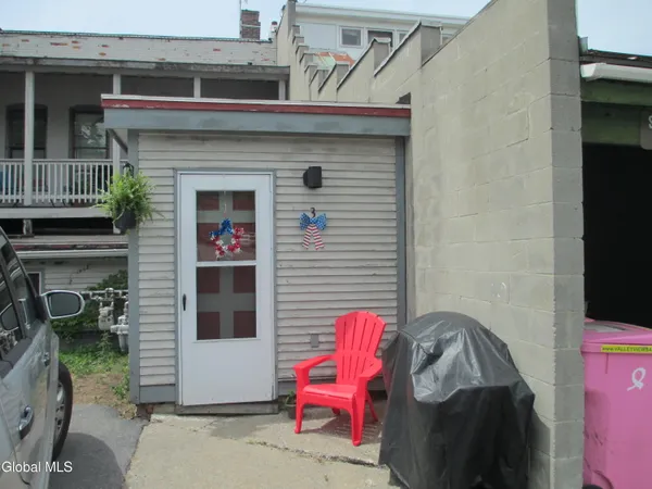 $1,210 | 80-82 Milton Avenue, Unit 3, Ballston Spa, NY 12020