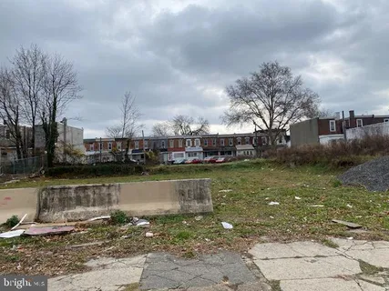 a view of a lake with houses