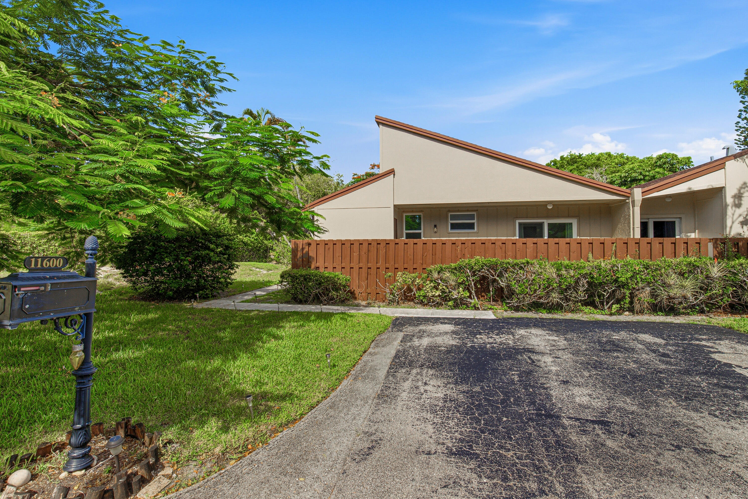 11600 Timbers Way, Unit 37A Boca Raton, FL 33428 - Photo 1 of 34 Front Home