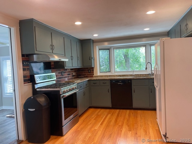 2 Robert Street Somers, CT 06071 - Photo 5 of 12